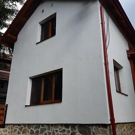New And Comfortable Two Bedroom House Garana Εξωτερικό φωτογραφία