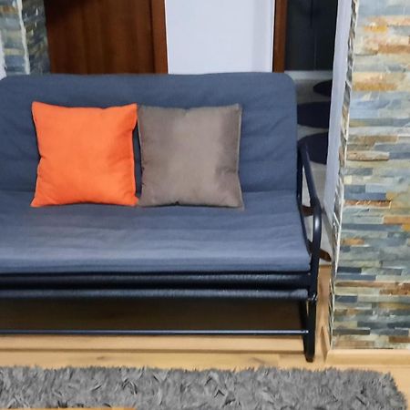 New And Comfortable Two Bedroom House Garana Εξωτερικό φωτογραφία
