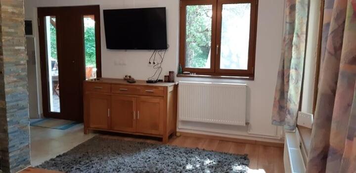 New And Comfortable Two Bedroom House Garana Εξωτερικό φωτογραφία