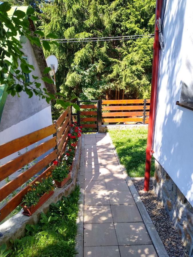 New And Comfortable Two Bedroom House Garana Εξωτερικό φωτογραφία